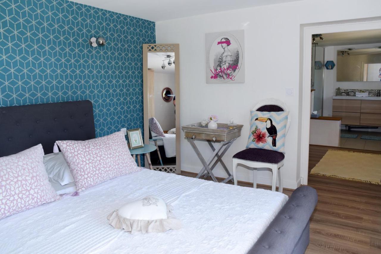 Les Bessonnes Bed & Breakfast Saint-Georges-Haute-Ville Dış mekan fotoğraf